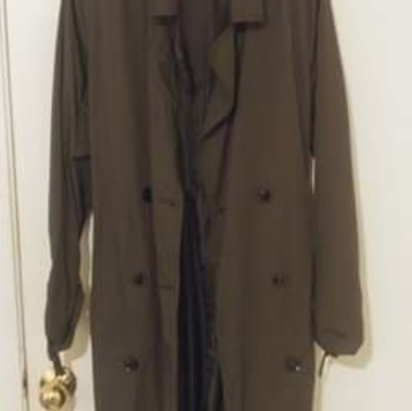 Coat - Picture 5 of 5